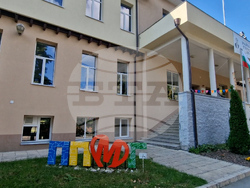 Светилник - Смолян - химн - гимназия