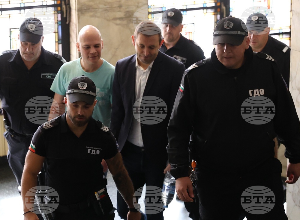 Съдът отново гледа мярката за неотклонение на Никола Барбутов и Петър Рафаилов