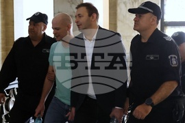 Съдебна палата - Никола Барбутов - Петър Рафаилов - мярка за неотклонение