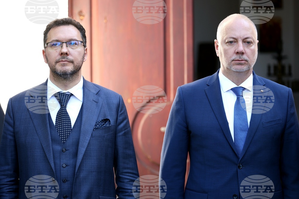 Interior Minister Congratulates Firefighters on Their Professional Holiday