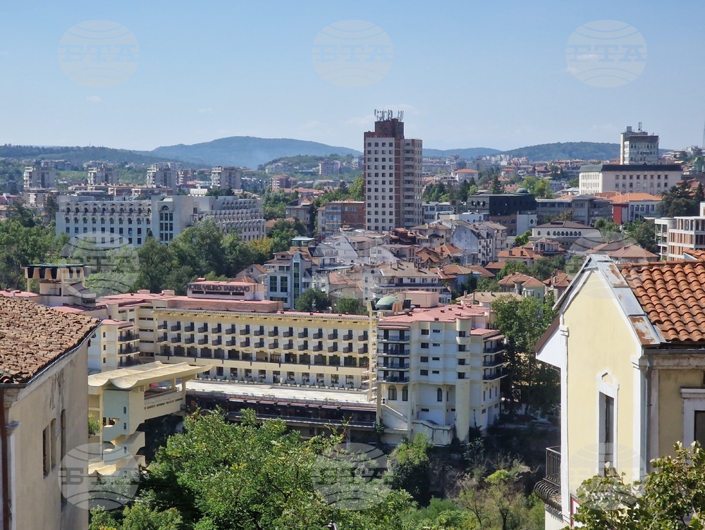 Свободни работни места за лекар, геодезист, счетоводител и учители са сред обявените в Бюрото по труда във Велико Търново