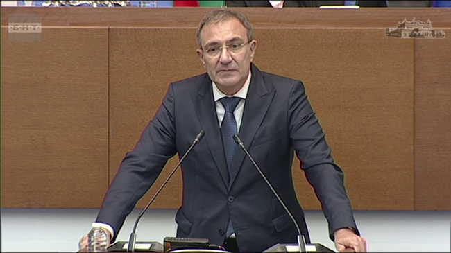 Ще започне процес на интензивно намаляване на населението между 40 и 64 години, ако не се вземат спешни мерки, заяви министър Гуцанов