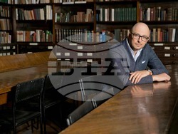 Започна гласуването за кампанията на Българското национално радио „Будител на годината 2025“. Снимка: БНР