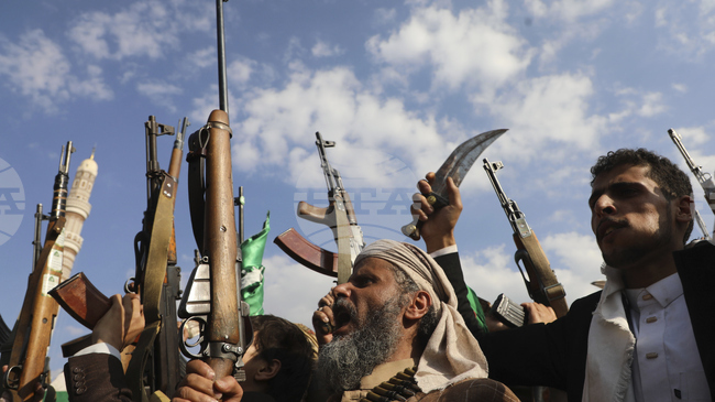 Йеменските бунтовници хуси предупредиха, че могат да подновят атаките си срещу кораби в Червено море