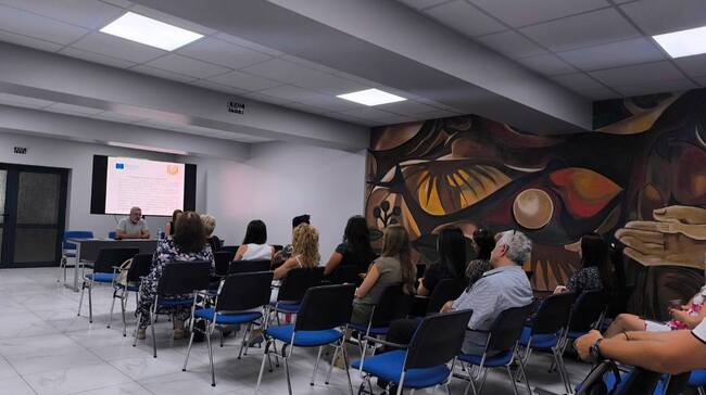 Община Стамболийски подменя уличното осветление в града с енергоспестяващо чрез финансиране по НПВУ