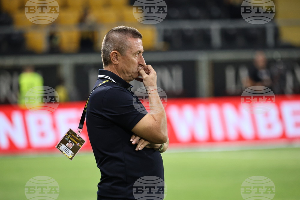 "Доволен съм от представянето ни във всеки аспект", призна наставникът на Монтана Анатоли Нанков