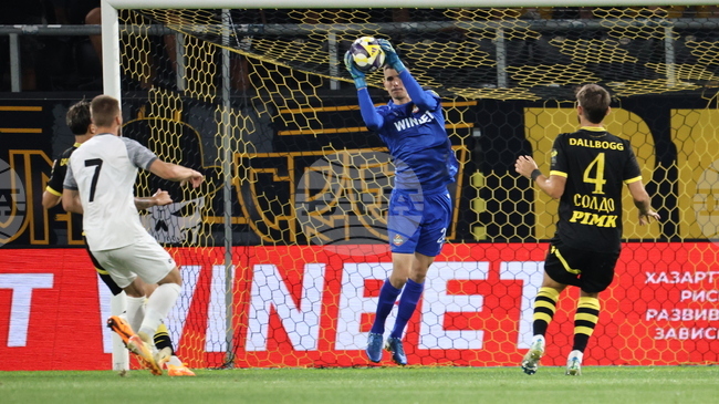 Монтана и Ботев (Пловдив) не успяха да си вкарат гол на "Огоста" и спечелиха по точка в 23-ия кръг на футболното първенство на България