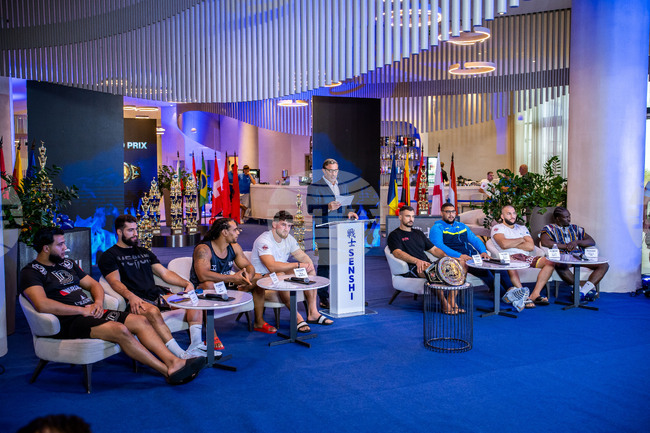 Бойците в SENSHI 28 изразиха готовност за битка в събота, 126-килограмовият бразилец Бруно Чавес е най-тежкият сред тях