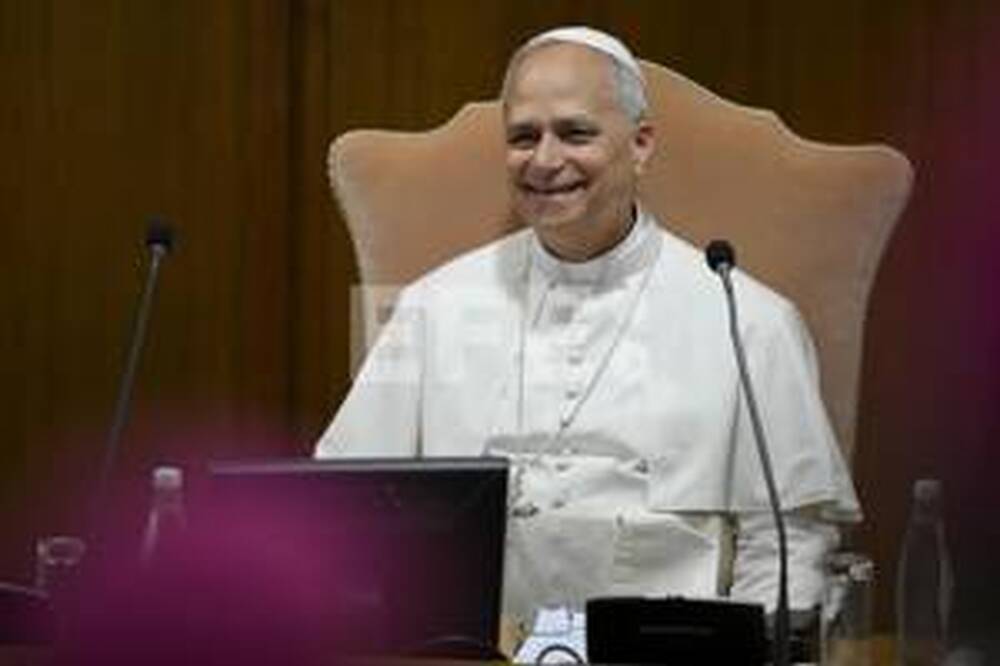 ЕФЕ: Достигането до истината е болезнено, но необходимо, заяви папа Лъв XIV относно дезинформацията в социалните медии