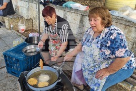 Село Буховци - празник на мекицата - читалища
