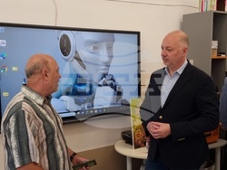 Кюстендил - Росен Желязков - реновирано училище - кръстовище