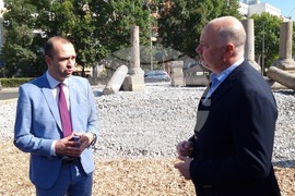 Кюстендил - Росен Желязков - реновирано училище - кръстовище
