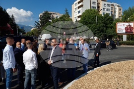 Кюстендил - Росен Желязков - реновирано училище - кръстовище