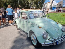 Варна - ретроавтомобили - национален конкурс за елегантност