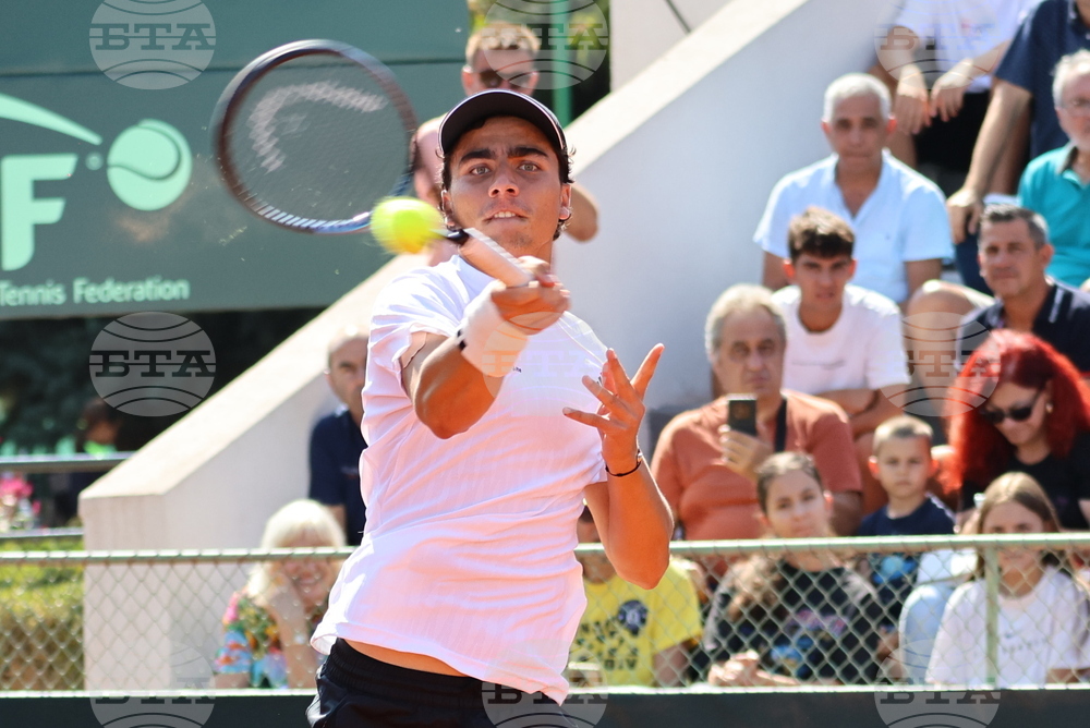 Иван Иванов загуби от испанец във втория кръг на тенис турнир в Понтеведра