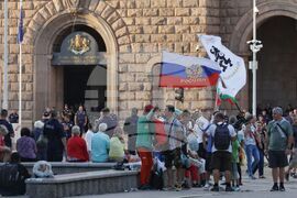 Партия „Възраждане" - „България заслужава повече" - протест