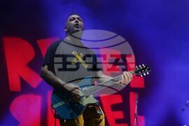 Музика - "Rebel Rebel" - фестивал - група No More Many More