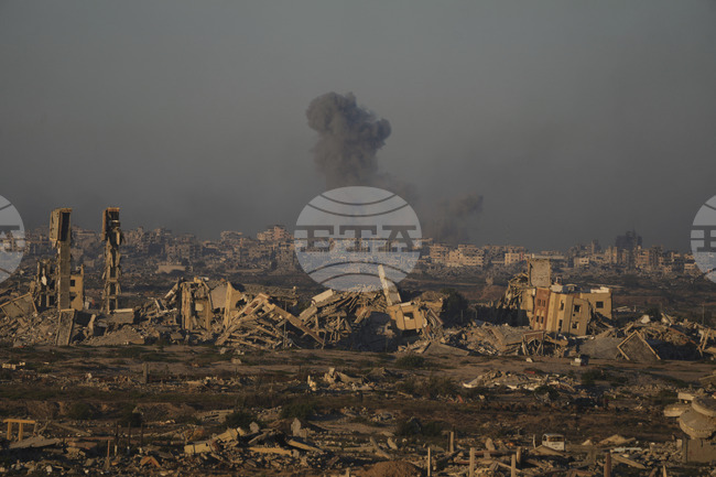 Израел разположи трета дивизия, за да разшири офанзивата в град Газа