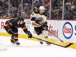 Bruins Canucks Hockey