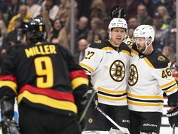 Bruins Canucks Hockey