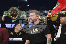 Alvarez Crawford Boxing