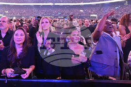 Alvarez Crawford Boxing