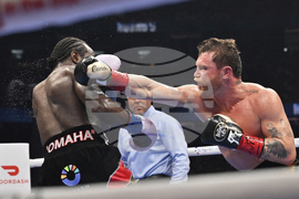 Alvarez Crawford Boxing