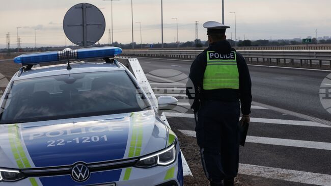 Заради катастрофа временно е ограничено движението в изпреварващата лента при 220 км на автомагистрала „Тракия" в област Стара Загора