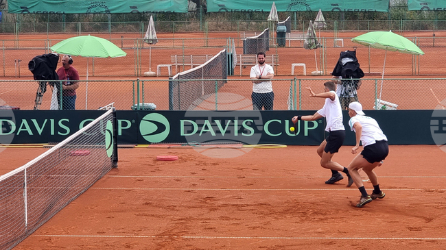 България е на един успех от историческа победа над Финландия в Световна група I на Купа "Дейвис"