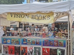 "Алея на книгата" - Чавдар Атанасов - „Книга за парите за деца и тийнейджъри“