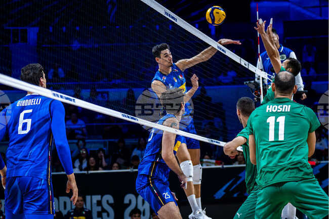 Олимпийският шампион Франция и световният шампион Италия започнаха с победи на Мондиала по волейбол