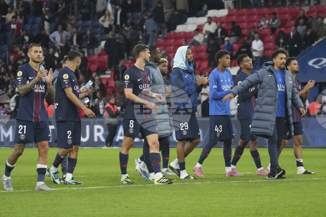 Водачът в класирането в Лига 1 Пари Сен Жермен ще гостува на Ланс на 13 май