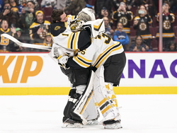 Bruins Canucks Hockey