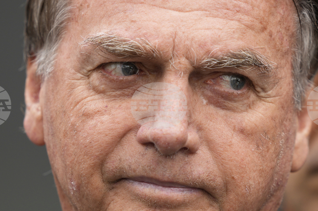 Син на Болсонаро е обвинен във възпрепястване на процеса срещу бившия президент