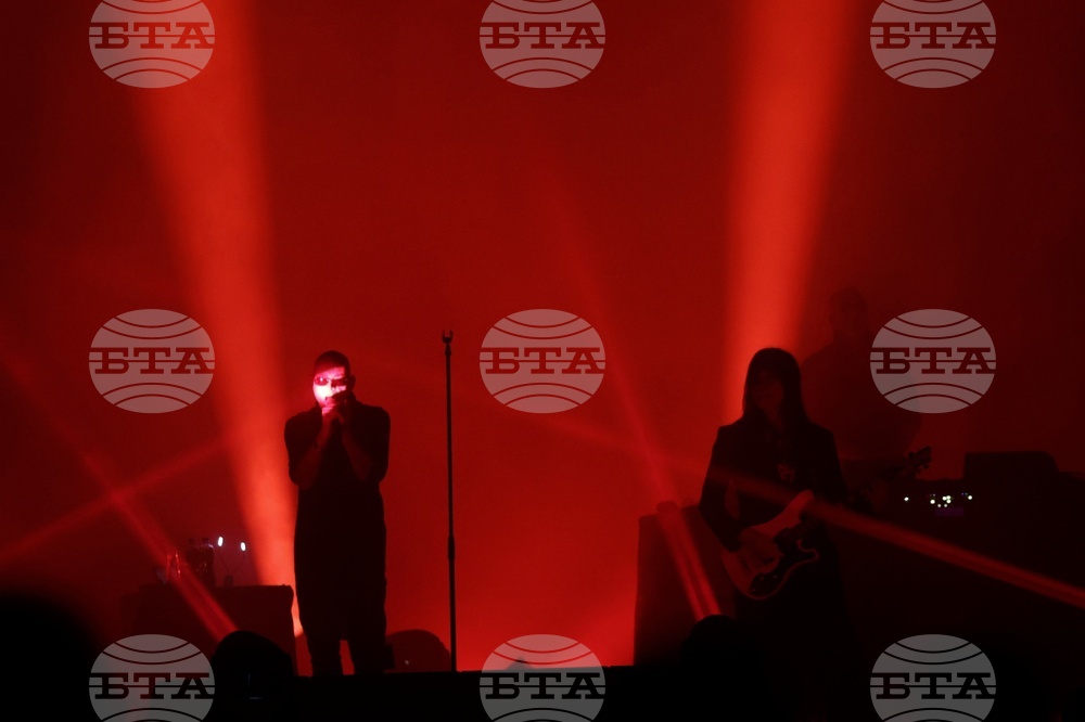 Музика - Rebel Rebel - фестивал - "The Sisters of Mercy"