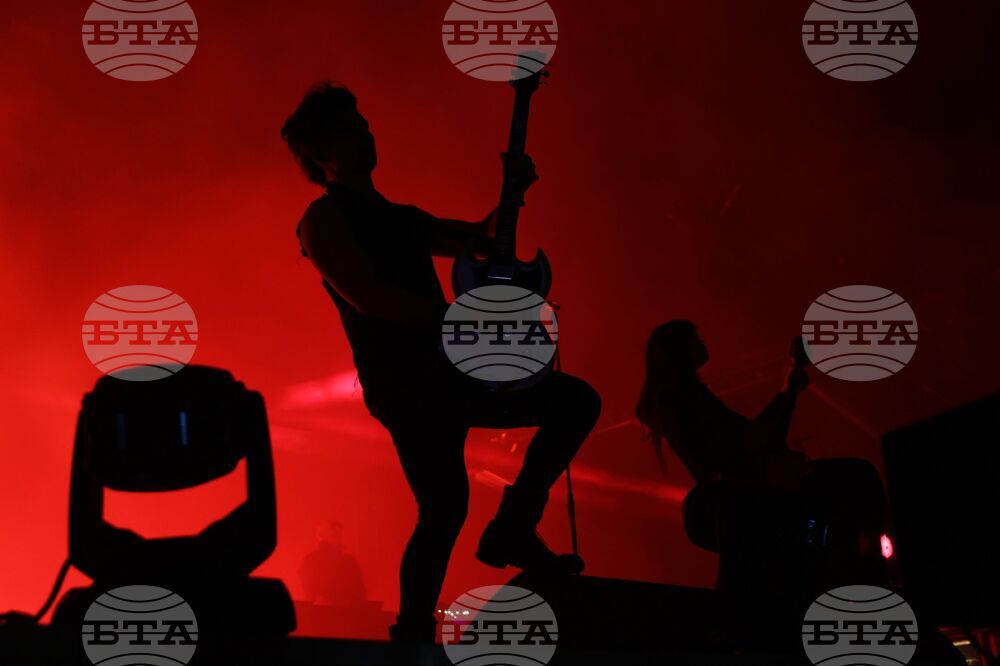 Музика - Rebel Rebel - фестивал - "The Sisters of Mercy"