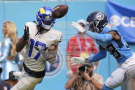 APTOPIX Rams Titans Football