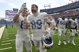 APTOPIX Rams Titans Football