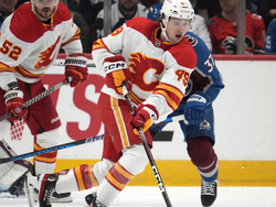 Flames Avalanche Hockey
