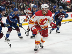 Flames Avalanche Hockey