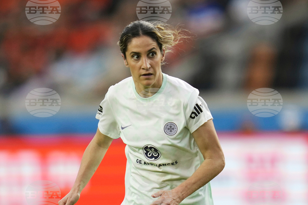 NWSL Racing Louisville DeMelo Soccer