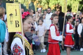 Първа английска езикова гимназия и 112-o ОУ „Стоян Заимов“ - откриване на учебната година