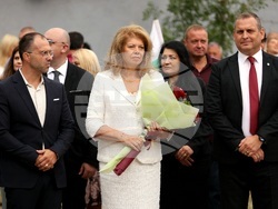 Костинброд - Средно училище „Д-р Петър Берон“ - Илияна Йотова - откриване на учебната година