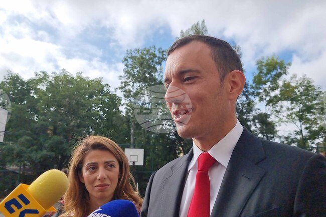 Денят на София - 17 септември, ще бъде присъствен, а дали ще бъде учебен, или неучебен ще реши всяко училище, каза Васил Терзиев