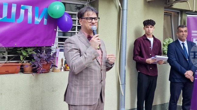 Culture Minister Tells School Students Artificial Intelligence Provides Opportunities but Not Inspiration