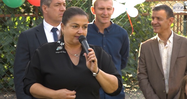 Сградата на 83-то ОУ „Елин Пелин“ ще бъде изцяло санирана и завършена в края на септември, каза кметът на район Панчарево Евгения Алексиева