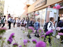 Костинброд - Средно училище „Д-р Петър Берон“ - откриване на учебната година