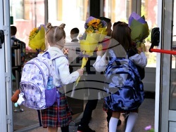 Костинброд - Средно училище „Д-р Петър Берон“ - откриване на учебната година