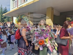 Търговище - Първо Средно училище „Свети Седмочисленици“ - нова учебна година - откриване