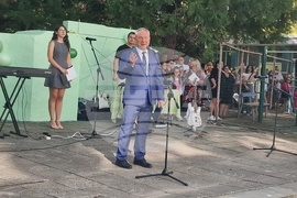 Търговище - Първо Средно училище „Свети Седмочисленици“ - нова учебна година - откриване